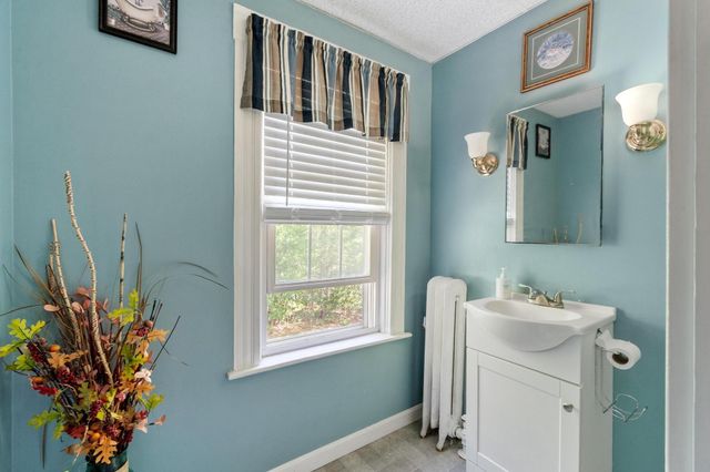 55 Cottage Street, Fitchburg, MA 01420