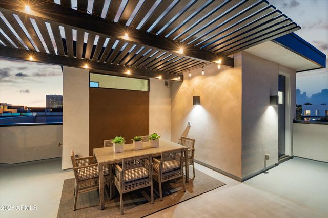 377 E WINDSOR Avenue 7, Phoenix, AZ 85004