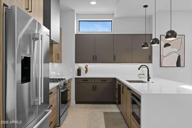 377 E WINDSOR Avenue 7, Phoenix, AZ 85004