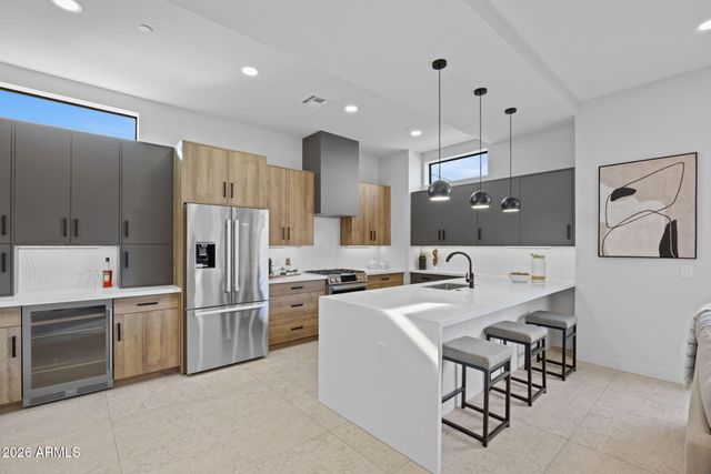 377 E WINDSOR Avenue 7, Phoenix, AZ 85004
