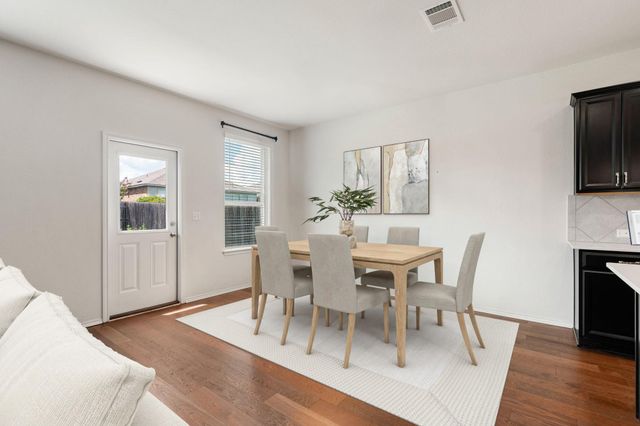 11708 Roscommon TRL, Austin, TX 78754