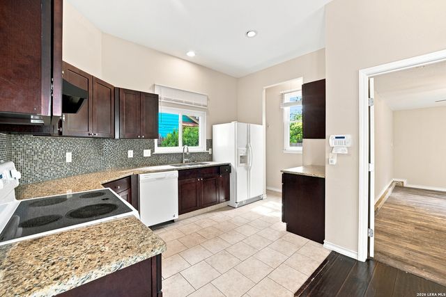 3026 BEACON FLD, San Antonio, TX 78245