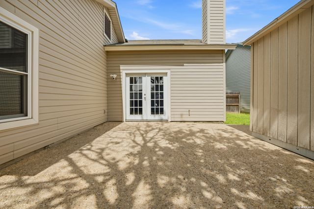 3026 BEACON FLD, San Antonio, TX 78245