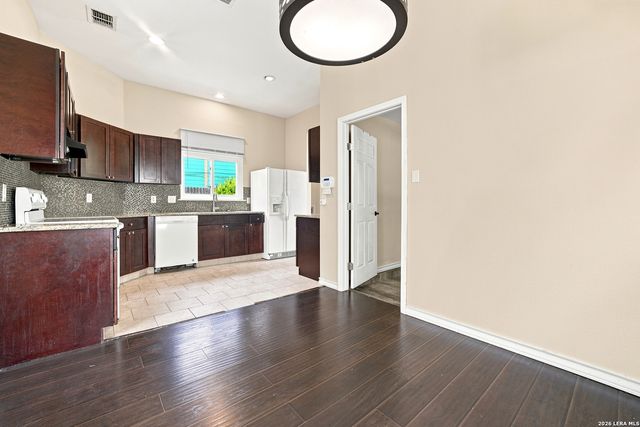 3026 BEACON FLD, San Antonio, TX 78245