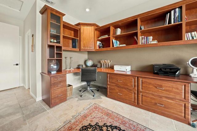138 Lake Shore Drive, Rancho Mirage, CA 92270