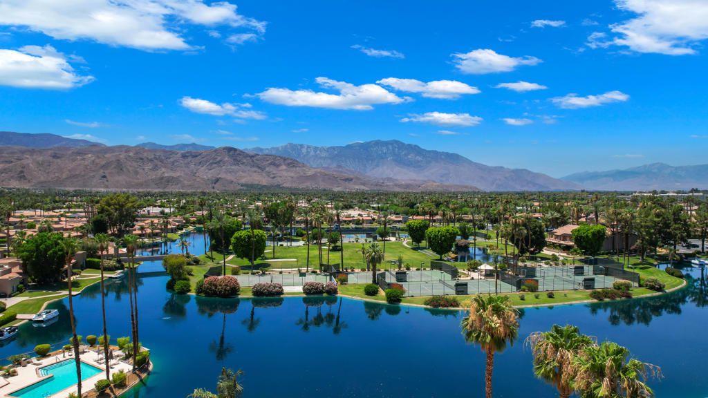 138 Lake Shore Drive, Rancho Mirage, CA 92270