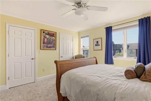 216 Goddard Row, Newport, RI 02840