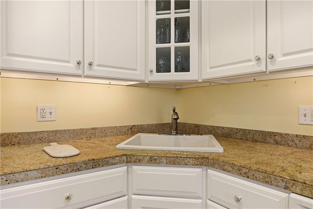 216 Goddard Row, Newport, RI 02840