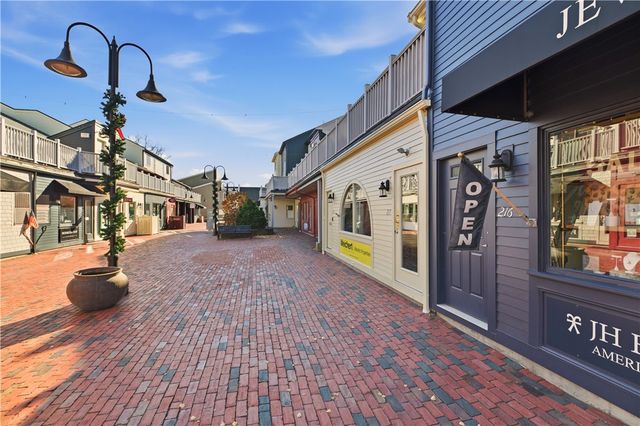 216 Goddard Row, Newport, RI 02840