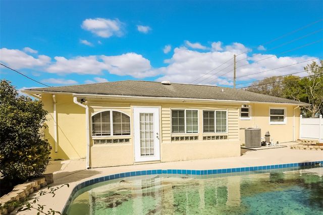 7000 WATSEKA AVENUE, Orlando, FL 32818