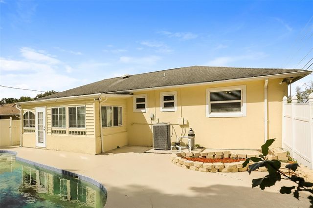 7000 WATSEKA AVENUE, Orlando, FL 32818