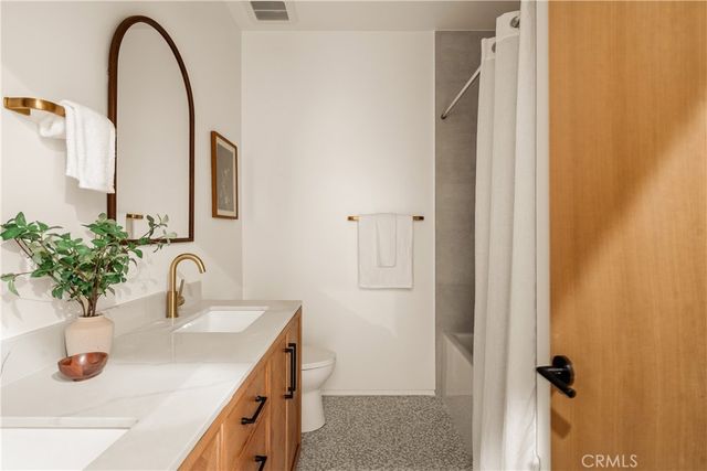 15337 Lemay Street, Van Nuys, CA 91406