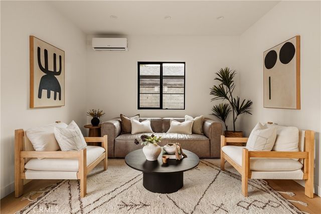 15337 Lemay Street, Van Nuys, CA 91406