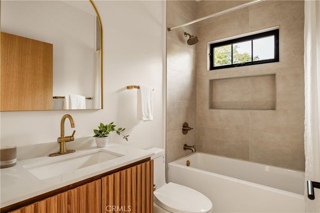 15337 Lemay Street, Van Nuys, CA 91406