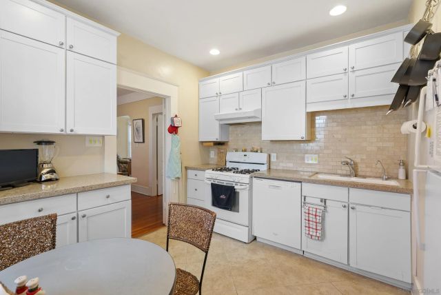 4020 Front St, San Diego, CA 92103