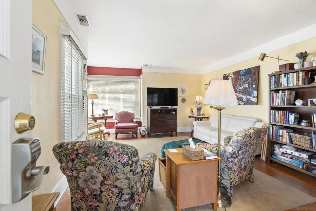 4020 Front St, San Diego, CA 92103