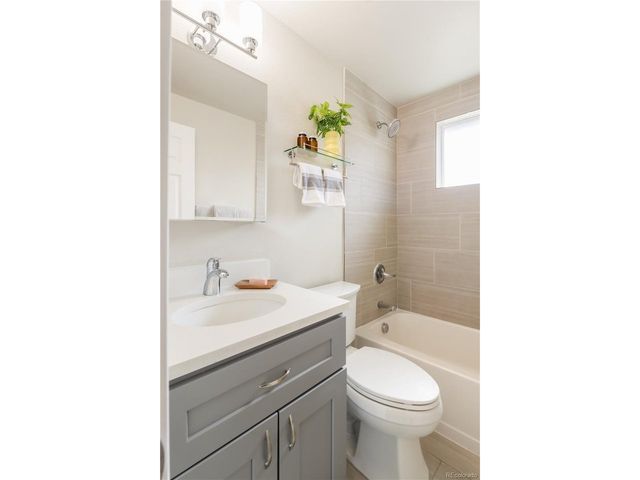 6160 W 17th Ave 3, Lakewood, CO 80214