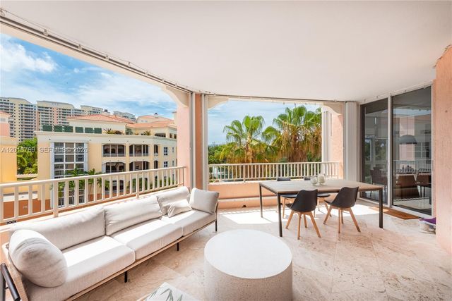 737 Crandon Blvd 402 402, Key Biscayne, FL 33149