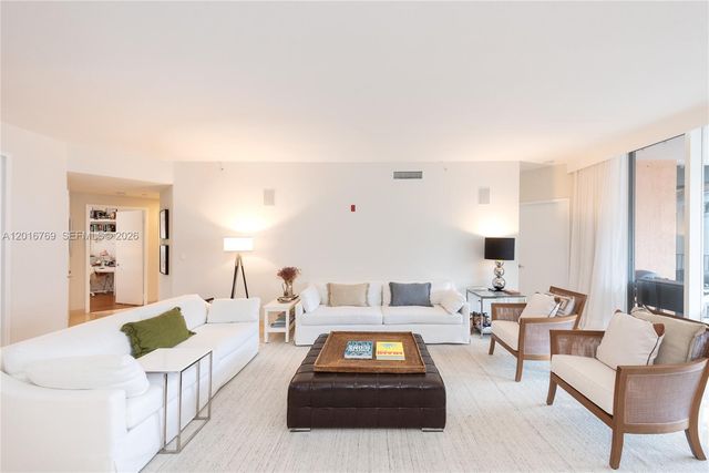 737 Crandon Blvd 402 402, Key Biscayne, FL 33149