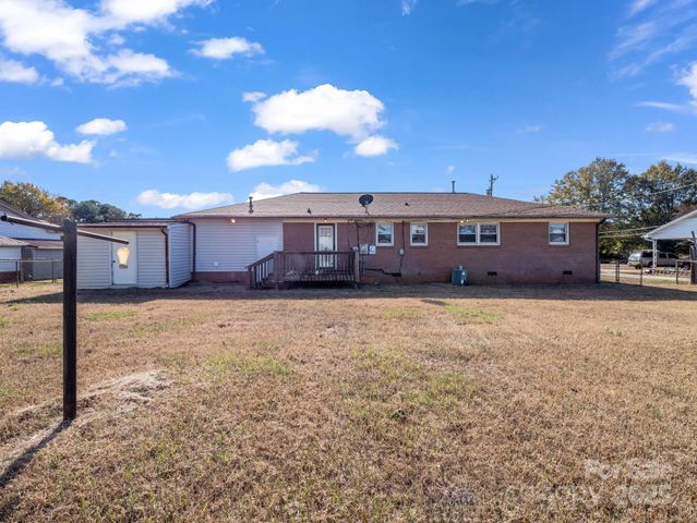 2815 Highland Drive, Lincolnton, NC 28092