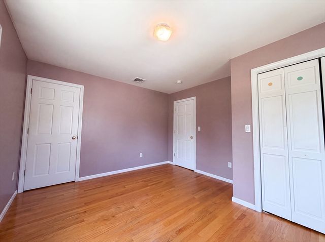 4 Macarthur Cir, Peabody, MA 01960