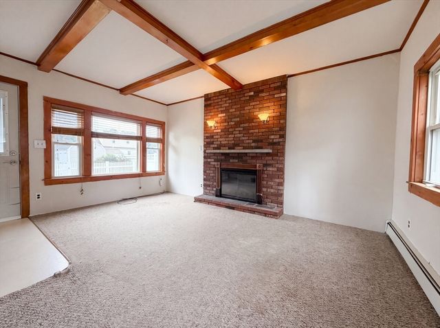 4 Macarthur Cir, Peabody, MA 01960
