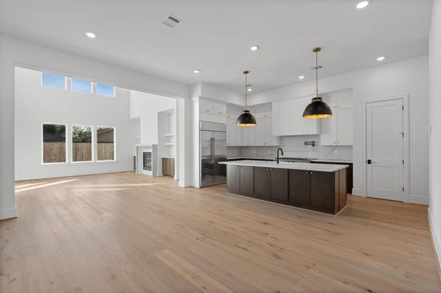 8553 Western Drive, Houston, TX 77055