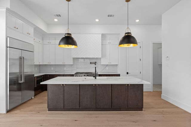 8553 Western Drive, Houston, TX 77055