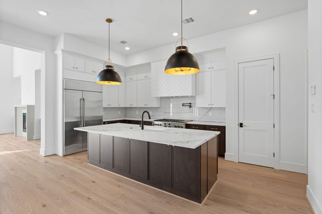 8553 Western Drive, Houston, TX 77055