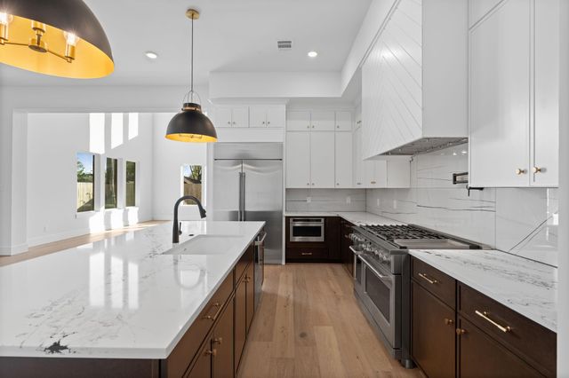 8553 Western Drive, Houston, TX 77055