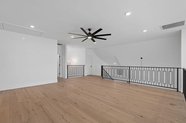 8553 Western Drive, Houston, TX 77055