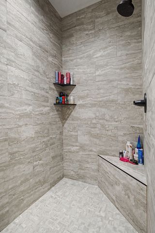 638 Howell Rd, Westmoreland, TN 37186