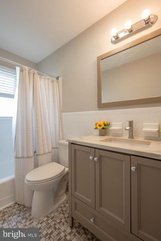 804 221ST ST, Pasadena, MD 21122