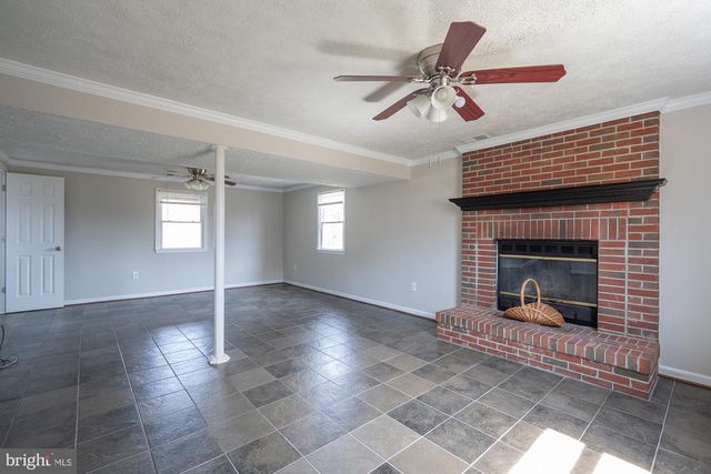 804 221ST ST, Pasadena, MD 21122