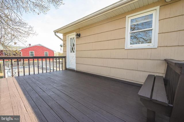 804 221ST ST, Pasadena, MD 21122