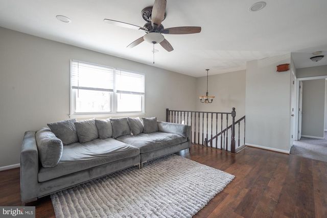 804 221ST ST, Pasadena, MD 21122