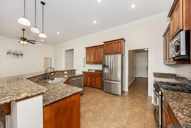 4219 Stonewall Dr, Addis, LA 70710