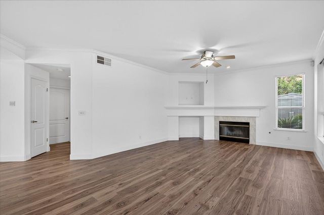 1942 E Desert Island Drive, Fresno, CA 93730