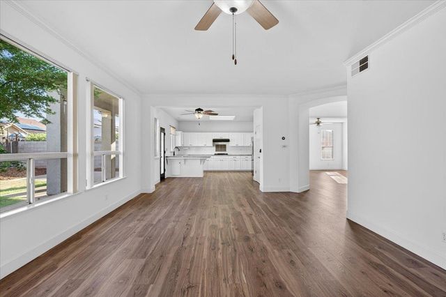 1942 E Desert Island Drive, Fresno, CA 93730