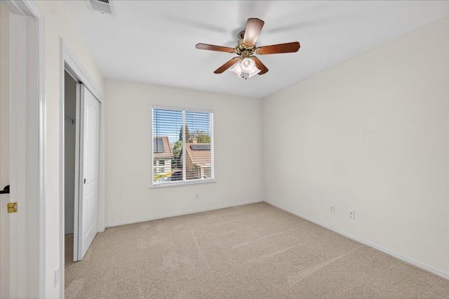 1942 E Desert Island Drive, Fresno, CA 93730