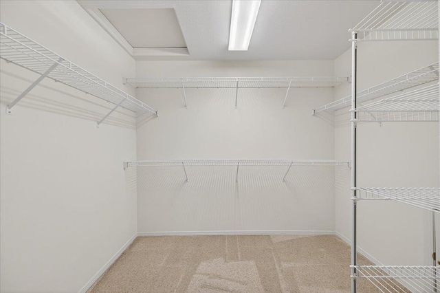 1942 E Desert Island Drive, Fresno, CA 93730