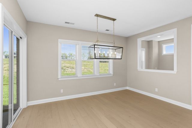 5957 Hunt Valley Drive, Spring Hill, TN 37174