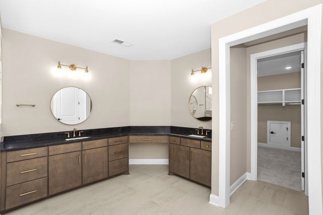 5957 Hunt Valley Drive, Spring Hill, TN 37174