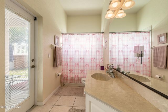 8 Lamoyne Lane, Palm Coast, FL 32137
