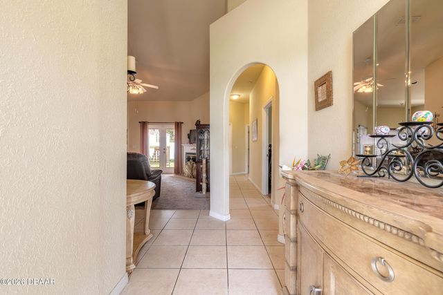8 Lamoyne Lane, Palm Coast, FL 32137