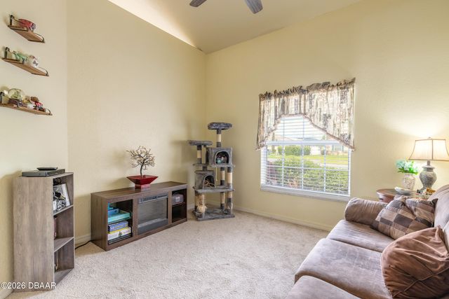 8 Lamoyne Lane, Palm Coast, FL 32137