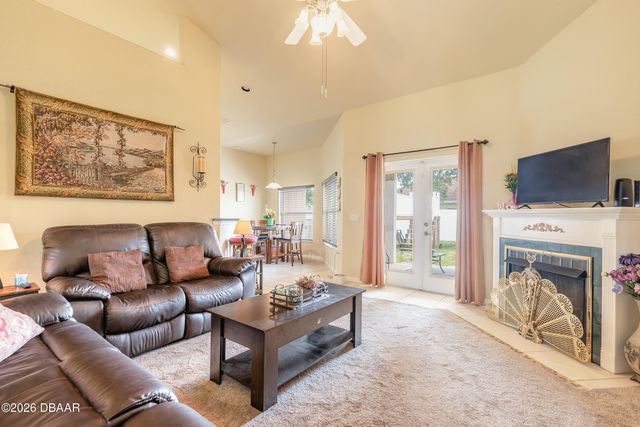 8 Lamoyne Lane, Palm Coast, FL 32137
