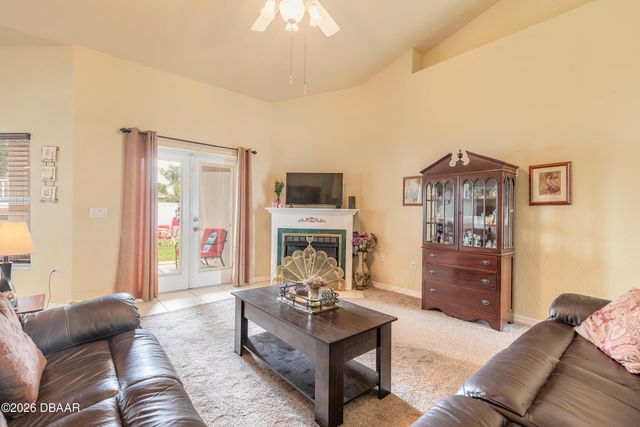 8 Lamoyne Lane, Palm Coast, FL 32137
