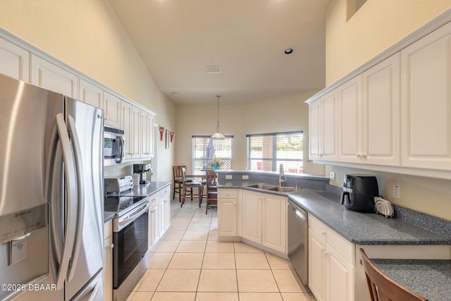 8 Lamoyne Lane, Palm Coast, FL 32137