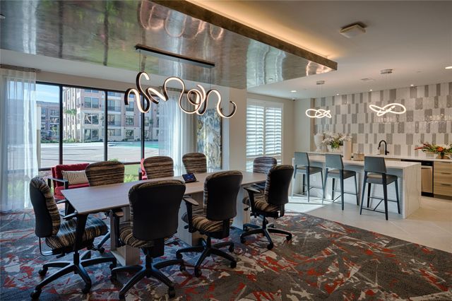 15915 Kingfield Drive 2106, Houston, TX 77084